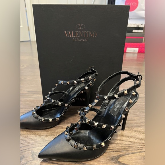 Valentino Rockstud Ankle Strap Pump With Tonal Studs 100MM - excellent condition - Picture 3 of 5